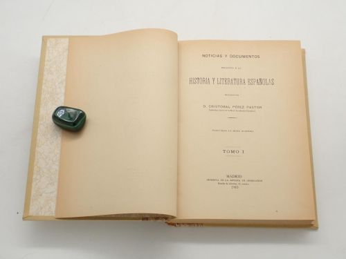 Noticias y documentos relativos a la historia y literatura españolas. MEMORIAS DE LA REAL ACADEMIA ESPAÑOLA, TOMOS X Y XI