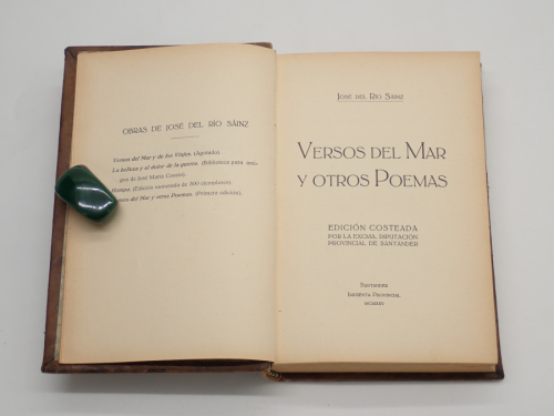 Portada del libro de Versos del mar y otros poemas