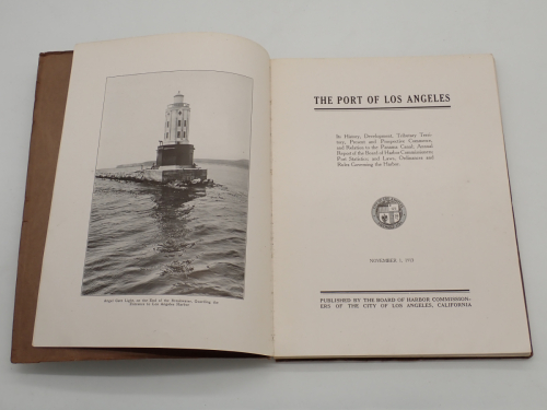 Portada del libro de The port of Los Angeles. Its History, Development, Tributary Territory, Present and Prospective Commerce,...