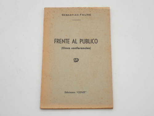 Portada del libro de Frente al público (cinco conferencias)