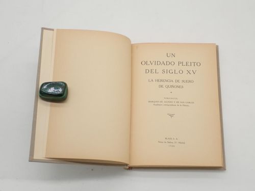 Portada del libro de Un olvidado pleito del siglo XV. La herencia de Suero de Quiñones